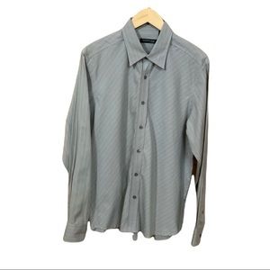 Kenneth Cole stripped Shirt size M EUC